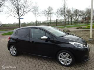 Peugeot 208 7