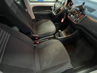 Volkswagen UP! 12
