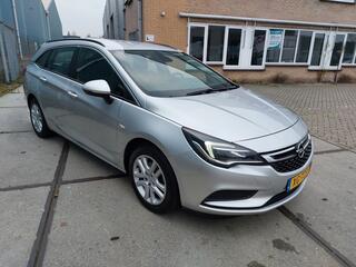 Opel Astra 2