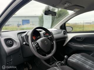 Peugeot 108 10