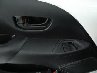 Peugeot 108 14